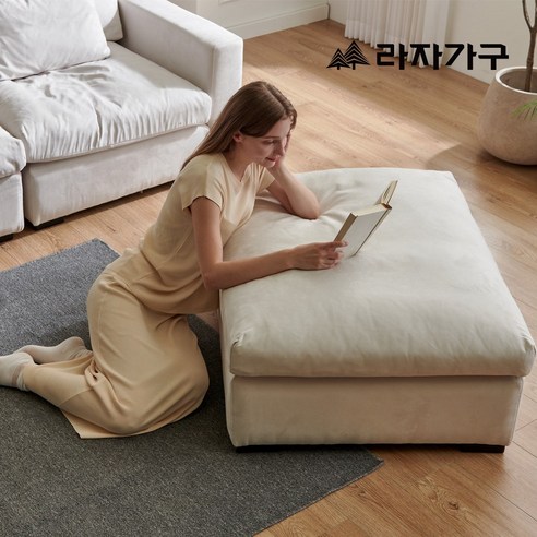 블로썸 스툴, 당신의 공간에 꽃피는 안락함을!