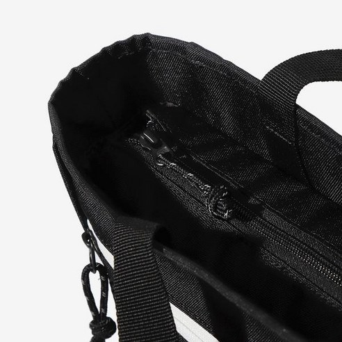 아이의 성장과 편안함을 고려한, 실용적이고 스타일리쉬한 고학년 보조가방