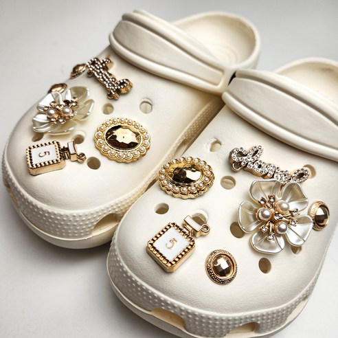 라라홀릭 보석 파츠로 밋밋한 신발에 나만의 개성을 더하다!