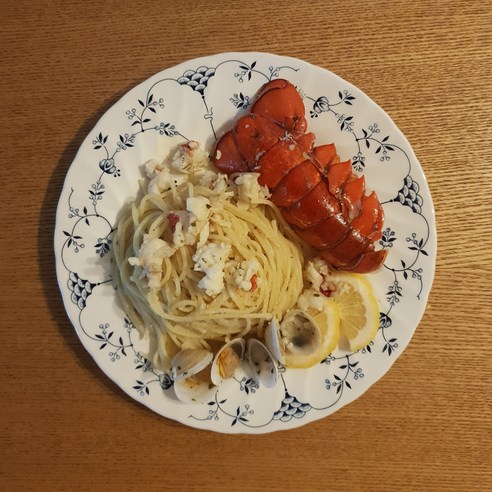 집에서 편안하게 고급스러운 랍스터 식사