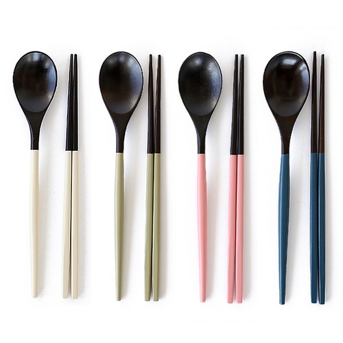 디온 블랙 마카롱 옻칠 나무 수저세트, 1세트, 블랙 마카롱 수저세트, 4인 C(아이보리1개+올리브1개+핑크1개+블루1개)