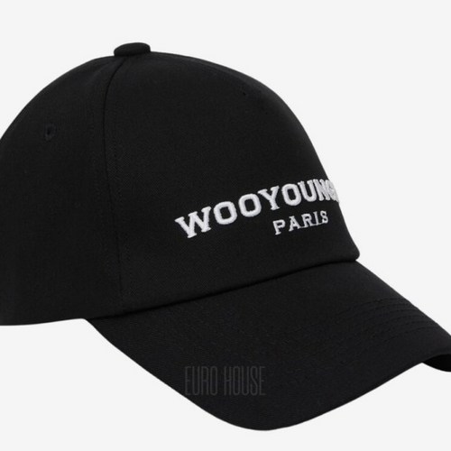 우영미 블랙 자수 볼캡 모자