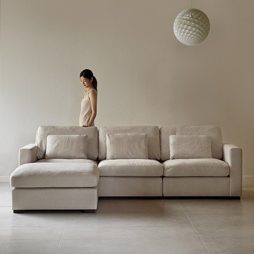 [무료설치배송+10만원 즉시할인] 홈리 모먼트 2610 구스 유럽 다비스 패브릭 4인 소파 쇼파, 2. 4인 소파 + 스툴_MH00025