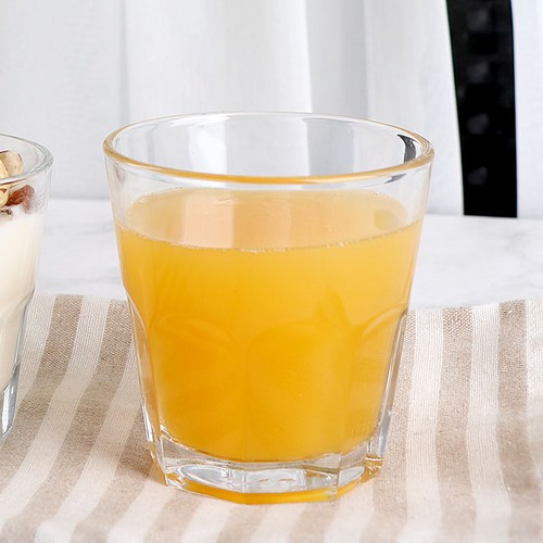특이한맥주잔