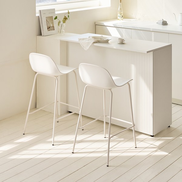 메종드꼼마 스테이 화이트프레임 홈바 카페 식탁의자 2p, 화이트