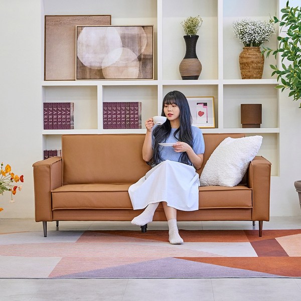  늘나른 레아 3인용 가죽 소파 천연면피 소가죽 쇼파, 내추럴브라운, 스툴포함 