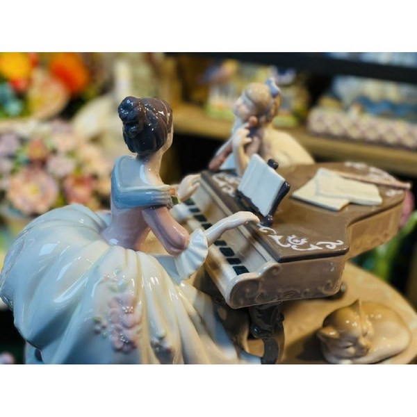  야드로 인형 장식 스페인 나오 소녀 오리지널 도자기 앤틱 여인 조각상, A 