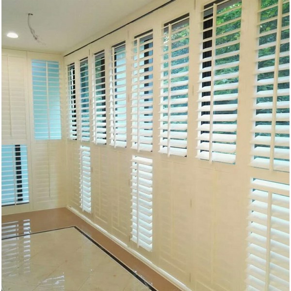  맞춤형 PVC 슬라이딩 문짝 셔터 준비된 루버 농장 최고의 가격 판매 