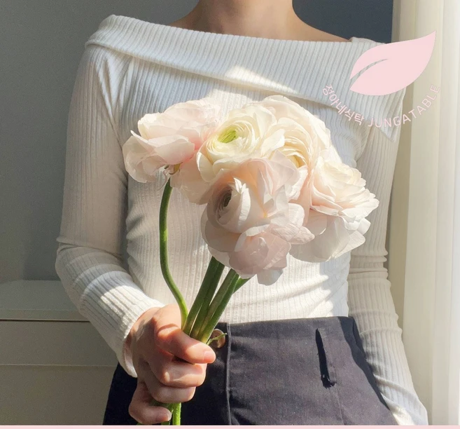 라넌큘러스 생화 꽃다발 택배 배달 예약 배송 정아네식탁, 3.라넌큘러스 랜덤 / 꽃만, 1개