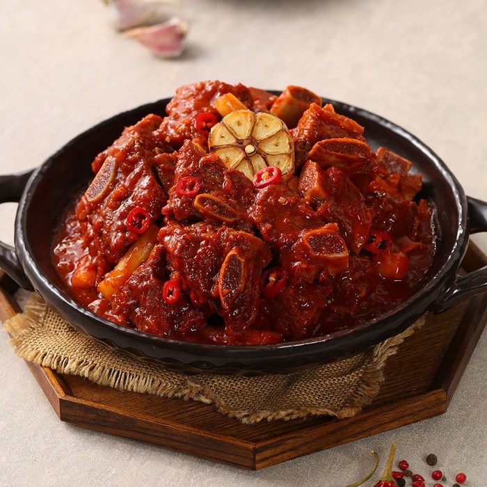 오늘의돼지 대구 동인동찜갈비 매운 돼지 마불 갈비찜 700g, 1개 대표 이미지 - 차슈 추천