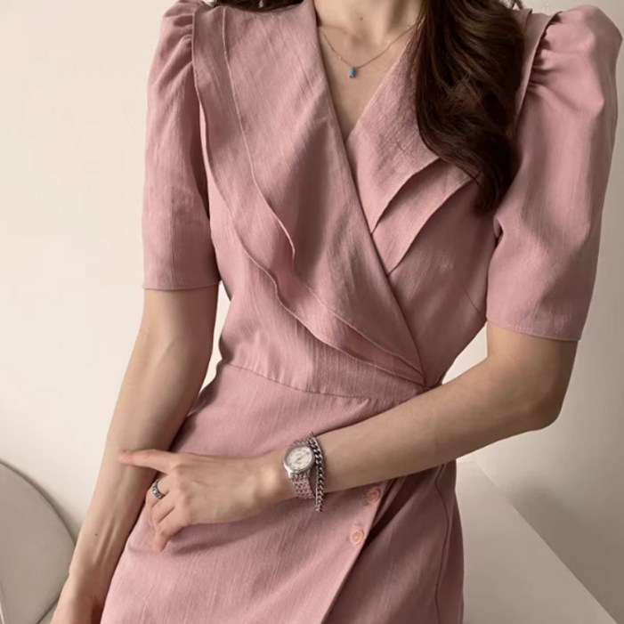 어반룩북 하객룩 이중넥 사선버튼 퍼프소매 원피스 어반룩북 하객룩 이중넥 사선버튼 퍼프소매 원피스