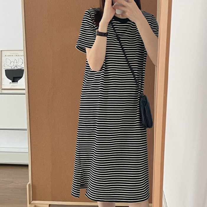 데일로엔 스트라이프 밑단트임 미디 반팔원피스
