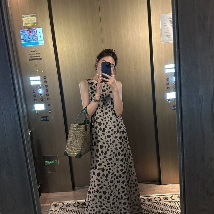 Vezri여성용 여름 나른한 분위기의 심플한 Wednesday305JIN바캉스룩 호피무늬 민소매 패션 롱스커트JHW0316