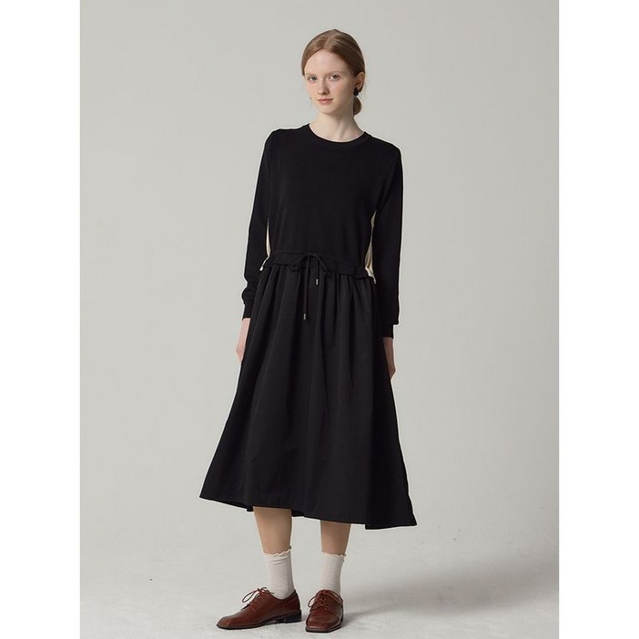 오조크 니트 상판 배색원피스 택가격 138000원