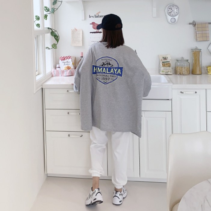 애플망고샵 빅사이즈 오버핏 여성 히말라야 맨투맨 롱박스티 애플망고샵 빅사이즈 오버핏 여성 히말라야 맨투맨 롱박스티