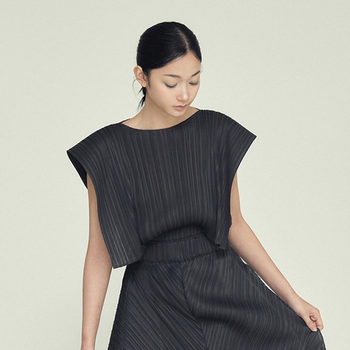 피네플리츠 숄더 커버 탑 4 Color