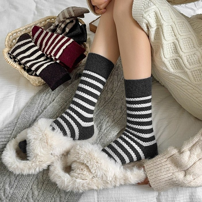 61sec no.857 골지 중장목 남여공용 스트라이프 니트 양말세트 실내슬리퍼 패션 홈웨어 코디 가을 겨울 양말