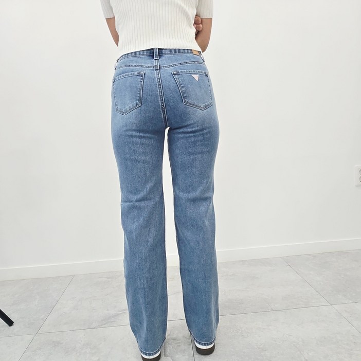 게스 여성 슬림스트레이트 MBL 일자 편한 청바지 패션양말증정