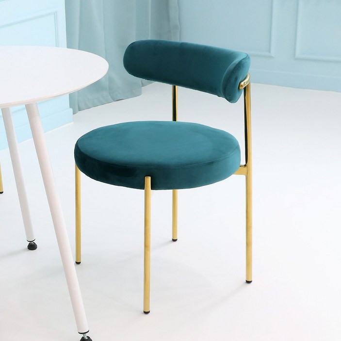 이오페 인테리어 디자인 골드 의자