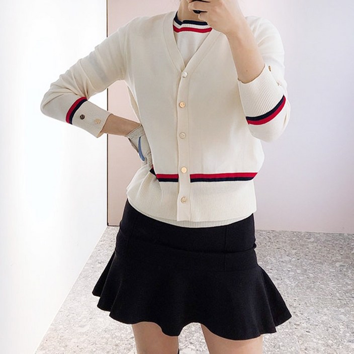 투솜 여성 골프 브이넥 니트 가디건 컬러라인 배색 신축성 상의