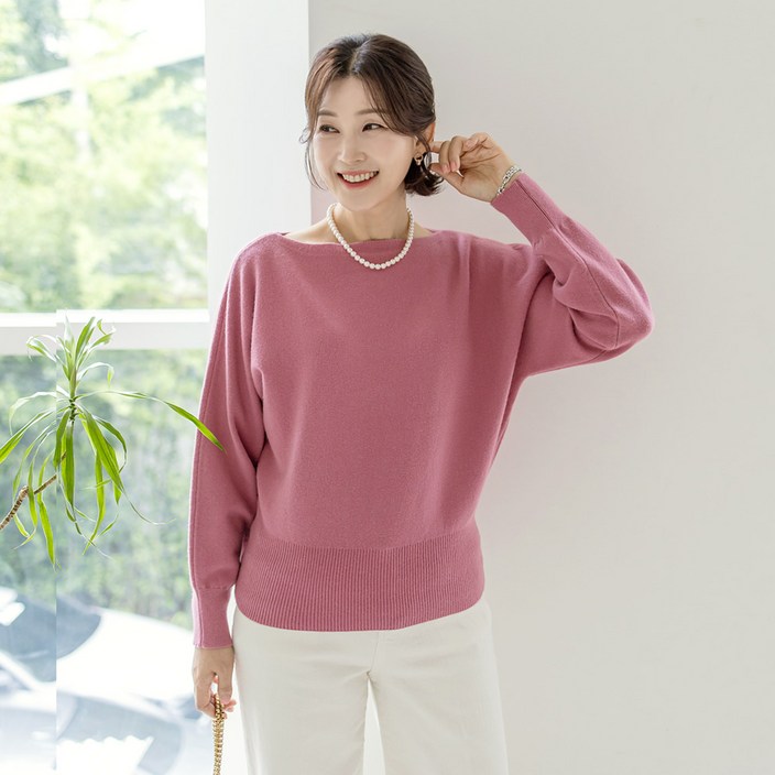 김여사 코린 보트넥 니트 중년여성의류 엄마옷 50대 여성 브랜드 40대 50대 60대 여사옷 마담 패션 오늘 룩 데일리 하객 오피스 패션 추천