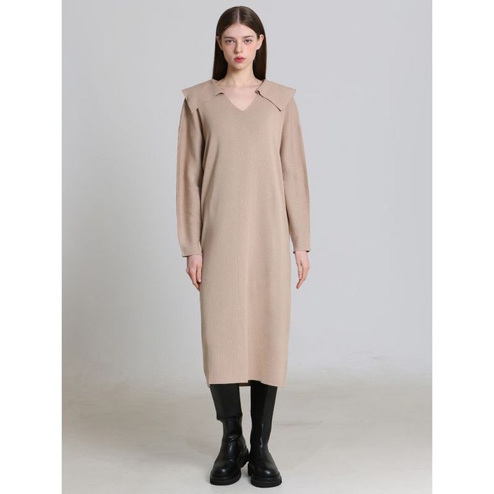 오조크 오조크(OZOC)  카라 니트 원피스 (택가격: 109000원)