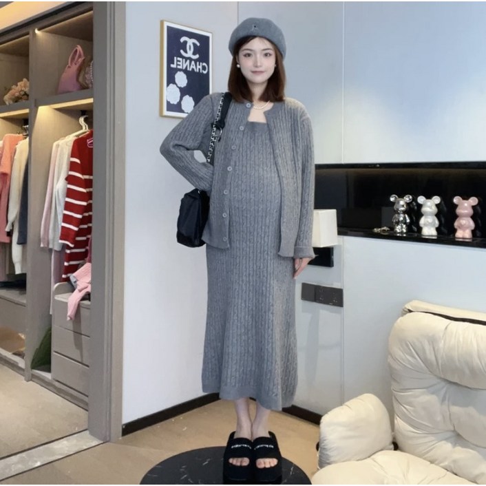 임산부 가을겨울 날씬해 보이는 클래식 자수 쭈리 미디 원피스 투피스