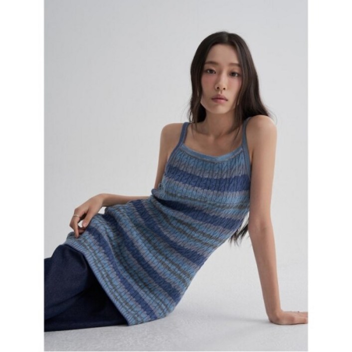 에잇세컨즈 그라데이션 슬리브리스 원피스 블루 355871LYZP