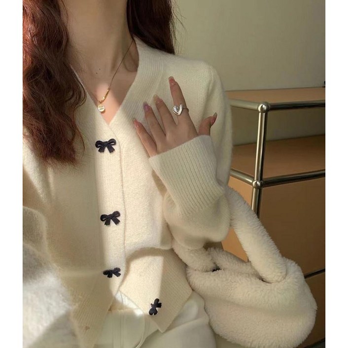 썸머바이브 NQ-421 여성 리본 단추 브이넥 니트 가디건