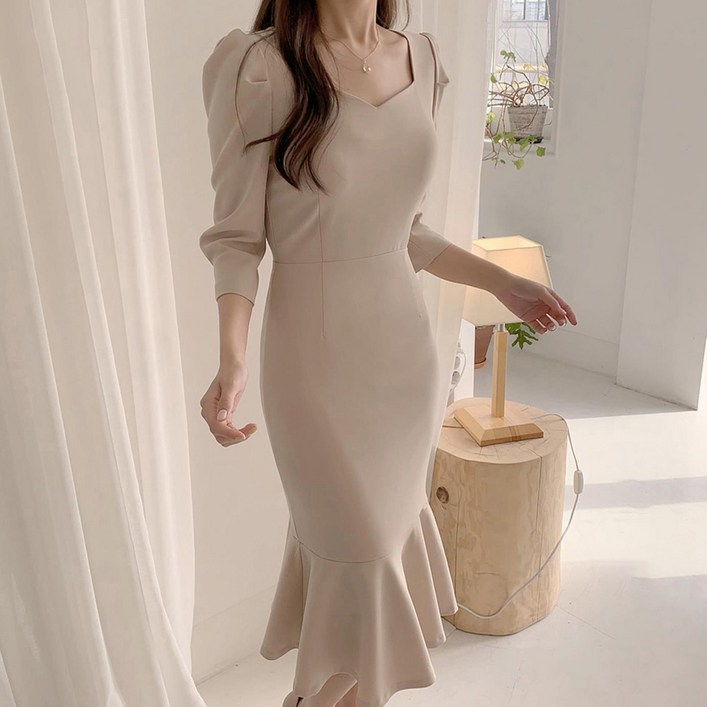 페이퍼먼츠 데인 스퀘어넥 볼륨 머메이드 원피스 10151