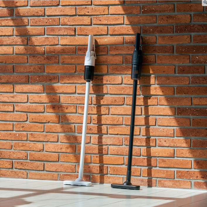 [최신형] 차이슨 무선 청소기 다용도 미니 흡입력 좋은 진공청소기 + 다양한 구성품, 블랙