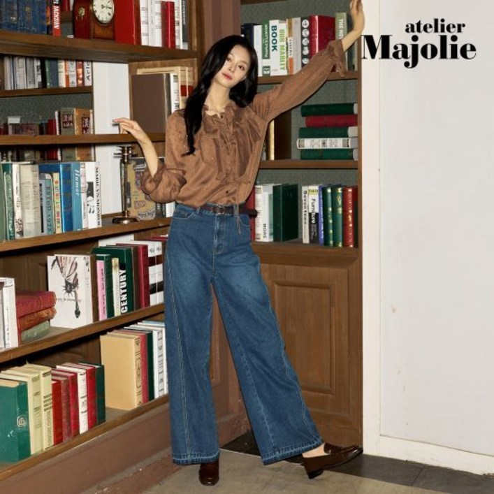 아뜰리에마졸리 25FW 사이드심 슬랜트 와이드 데님 1종 런칭 가격 89,900원