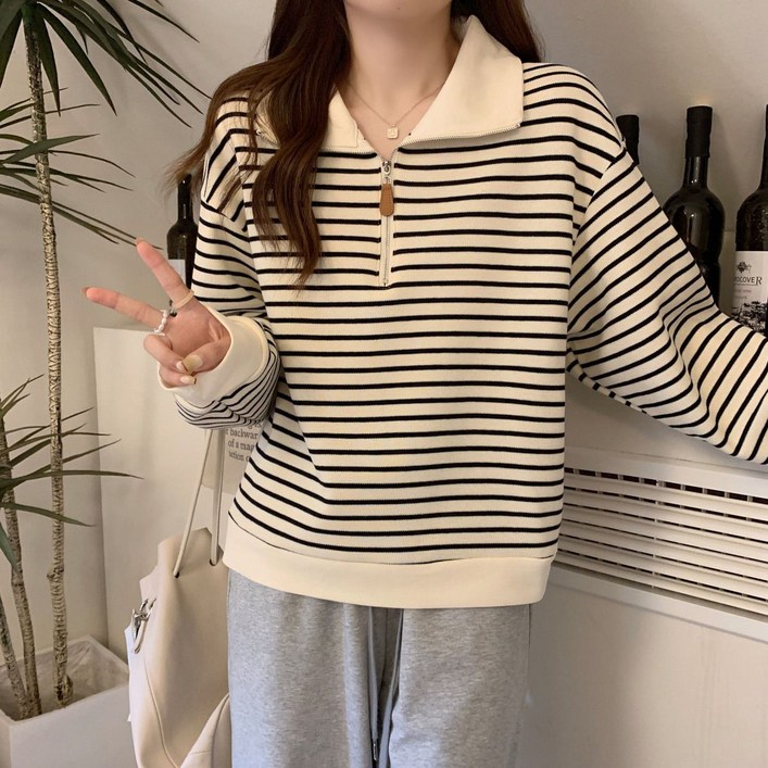 여성 카라 반집업 스트라이프 니트 티셔츠