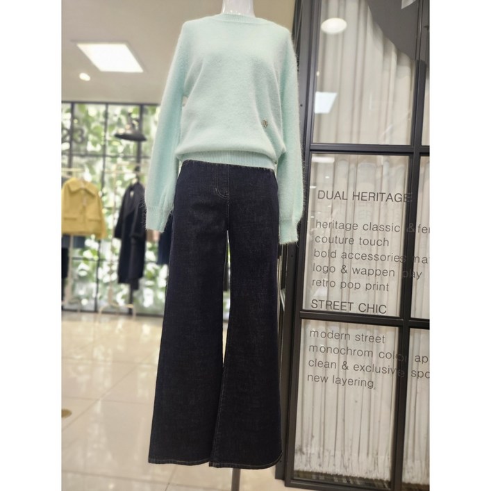 듀엘 DEWE 세미 부츠컷 진청 팬츠 L254PSA439  NC일산