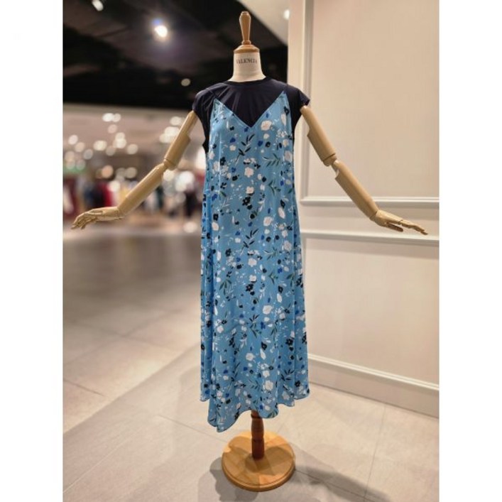 백화점 발렌시아 패턴 레이어드 롱 원피스 256MO40A0 아울렛