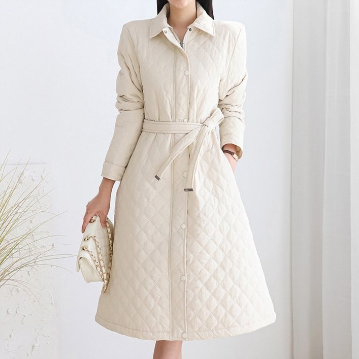 모리스커밍홈 코트형 벨티드 패딩 원피스M2410OP183D