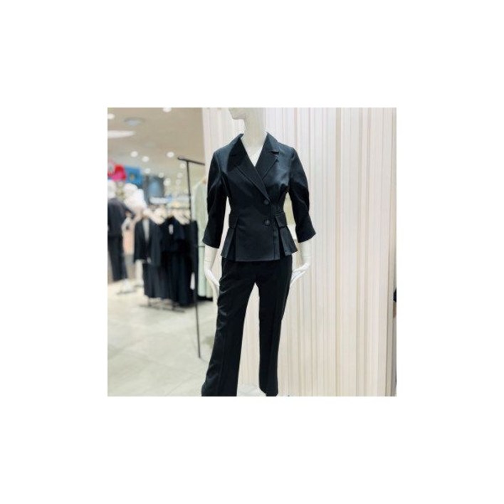 슬림핏 셔링 핀턱 셋업 정장 블라우스형 재킷 (ECJKNE7200) 846069