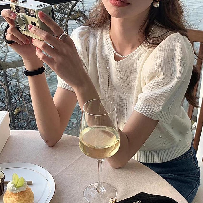 블랑루즈 도트 진주 퍼프 반팔 니트