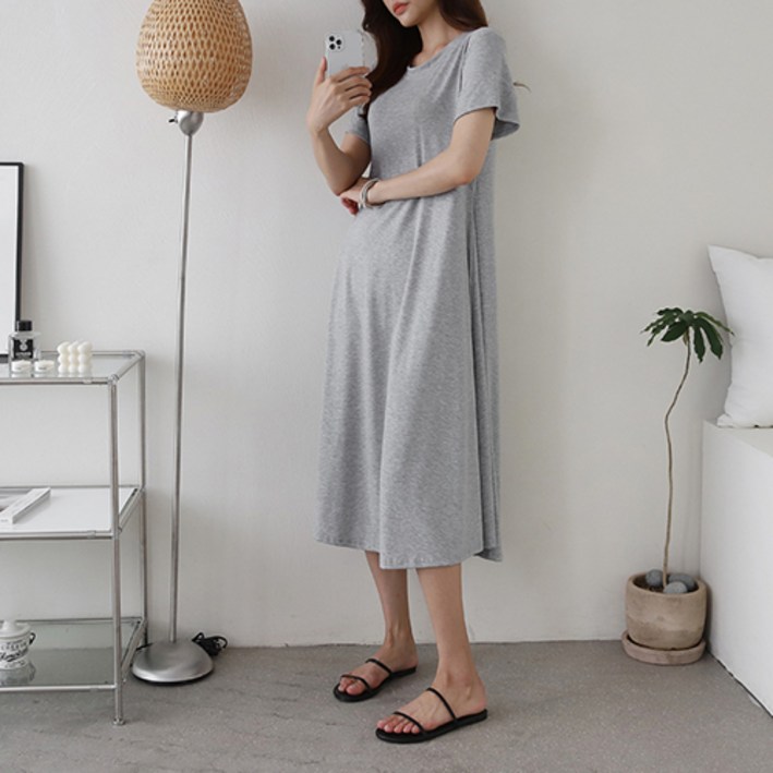 아이엠수 안나 라운드 반팔 롱원피스
