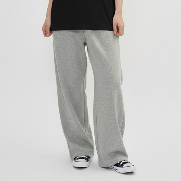 리퀄 세미와이드핏 스웨트팬츠 RRPTPTE38005