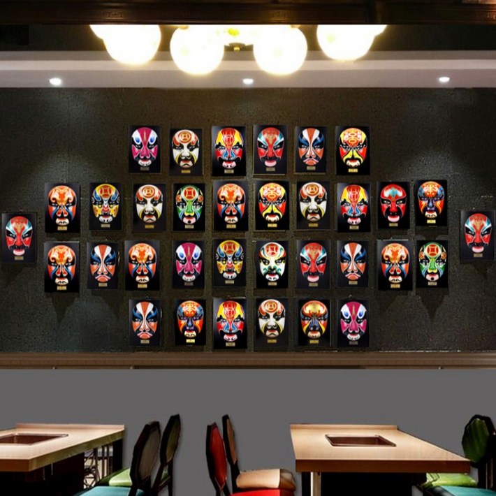 훠궈 마라탕집 벽장식 경극 중국 연극 가면 탈 중식당 소품