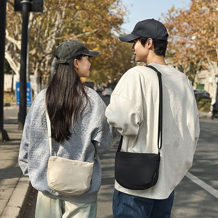 모브렛 미니 크로스백 가벼운 여행용 데일리 학생 커플 가방