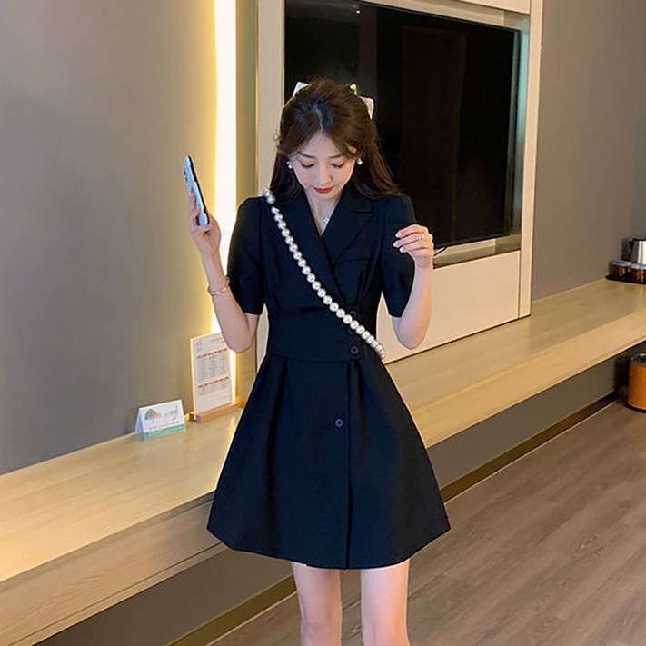 피어니스트 하객룩 A라인 카라 반팔 미니 원피스 피어니스트 하객룩 A라인 카라 반팔 미니 원피스