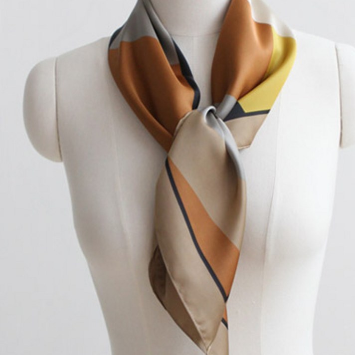 바비수 쁘띠 마룬5 정사각 스카프