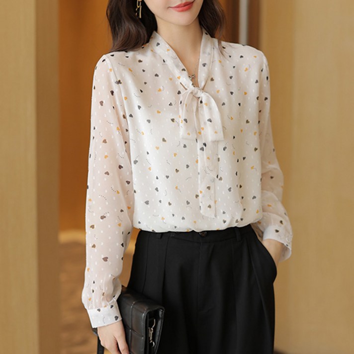  루나걸 카넬라 리본 블라우스 L24SPBL120722 
