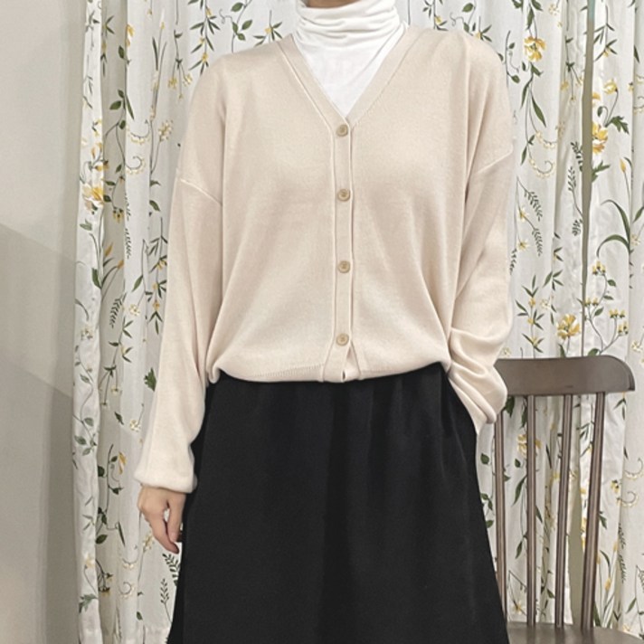 에이코드 아이비 브이넥 오버핏 니트 학생 봄 가을 겨울 간절기 가디건