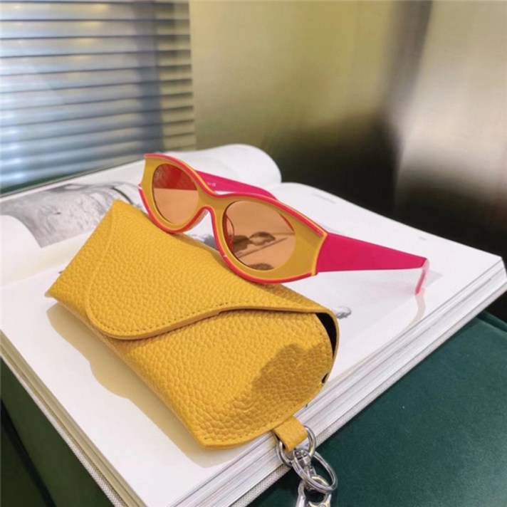 선글라스 여자선글라스 트렌드 패션 성격 작은 프레임 캣츠 아이 스퀘어 눈 여성 남성 선글라스 젤리 색 타원형 태양 안경 휴가 여행