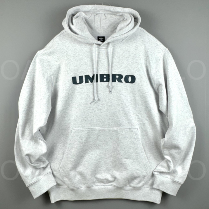 국내백화점판 UMBRO 엄브로 24FW신상 에센셜 빅레터링 후드티 셋업 화이트멜란지
