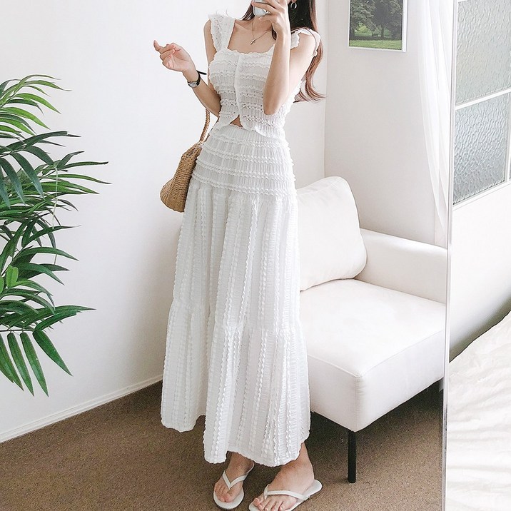 요시아나 당일발송 여리여리핏 엘로나 레이스 나시 크롭 블라우스 롱스커트 투피스 2컬러