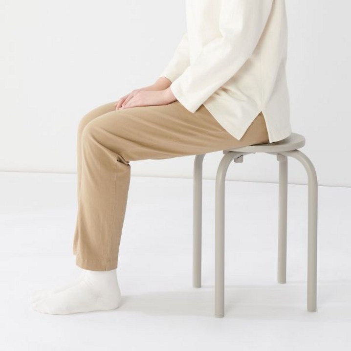 무인양품 스틸 파이프 스툴 웜그레이